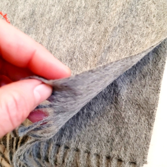 Grey Cashmere Gondola Club long Scarf - Picture 4 of 7